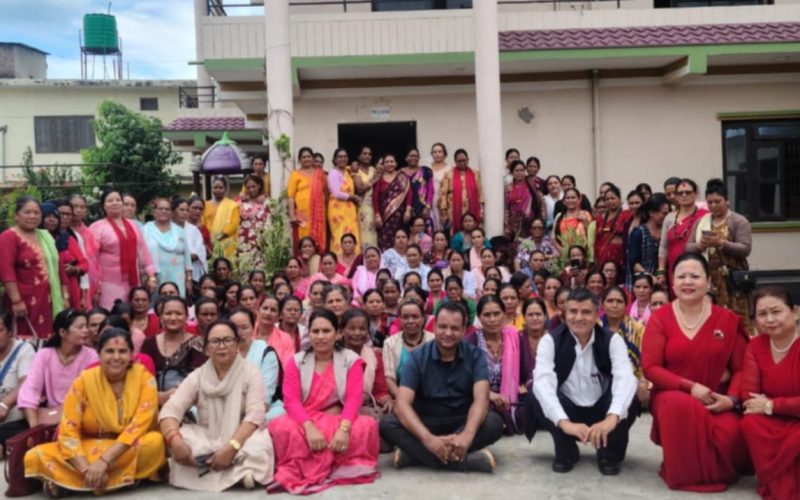 प्यूठानमा १ सय ५० एकल महिलाले सुरु गरे रातो अबिर अभियान
